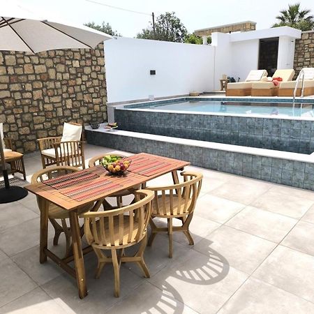 Valantina'S & Mannouel Lardos Luxury Villas Εξωτερικό φωτογραφία