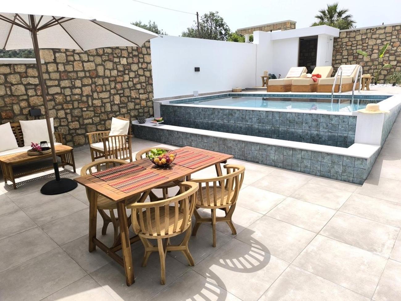 Valantina'S & Mannouel Lardos Luxury Villas Εξωτερικό φωτογραφία
