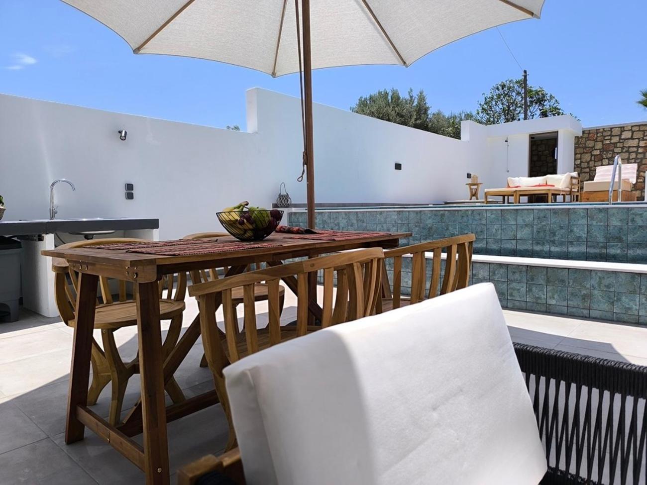 Valantina'S & Mannouel Lardos Luxury Villas Εξωτερικό φωτογραφία